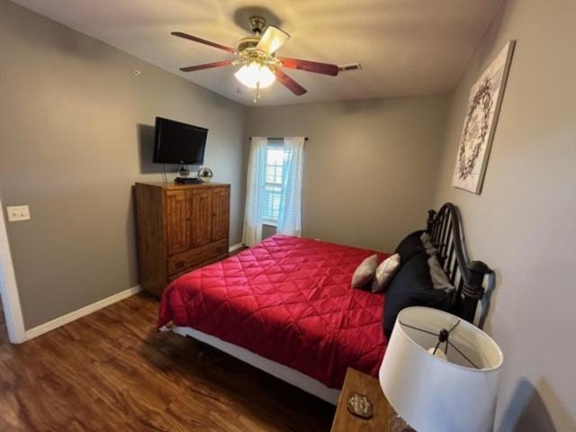 Lakefront And Lake View Indian Point Condo With Boat Slip 브랜슨 외부 사진
