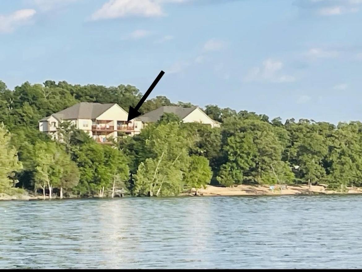 Lakefront And Lake View Indian Point Condo With Boat Slip 브랜슨 외부 사진